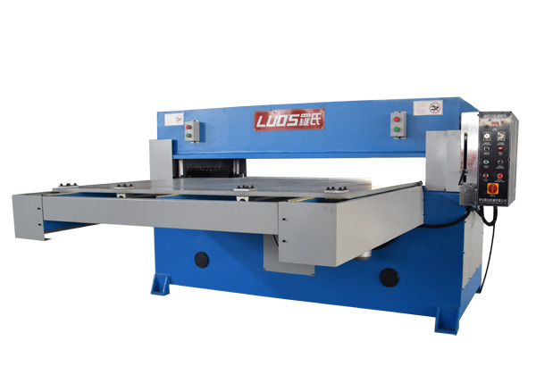 一次性手術服口罩裁斷機 一次性手術服口罩裁斷機